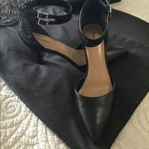 Chic Pointy Toe Heels